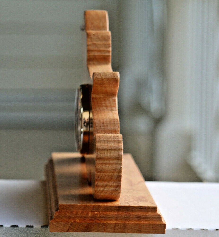 Clock Quartz Shelf/mantel solid figured Maple COCKER SPANIEL 3A batt,7.25" tall