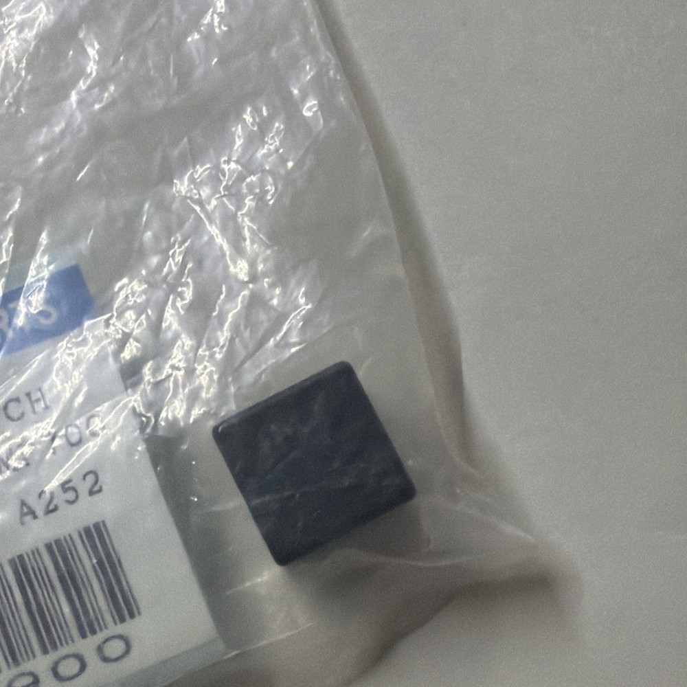 Yamaha EMP700 Stereo Multi Effect Processor OEM REPLACEMENT POSER BUTTON SWITCH