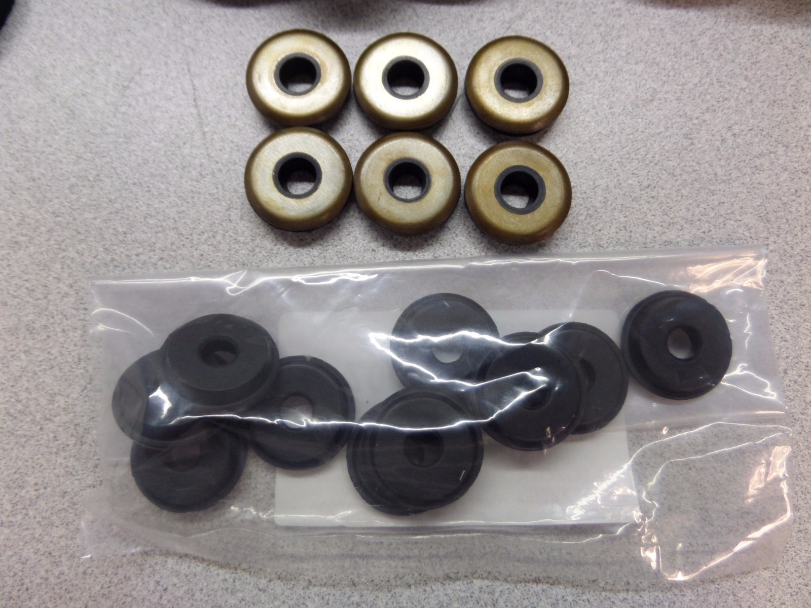 Toyota 2002 3.4L V6 5VZFE Tune Up Valve Cover Re-Seal Kit Genuine OEM OE