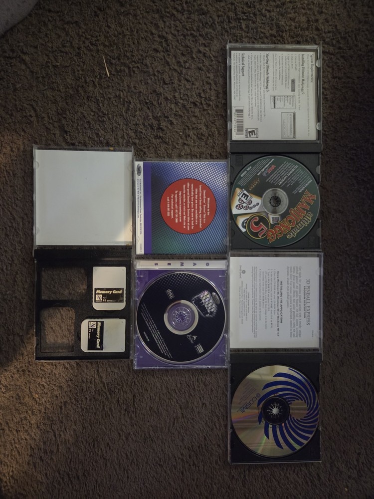 Smart Saver & Docs PC Game CDs, PS One Memory Cards, Controllers, Windows 95/98