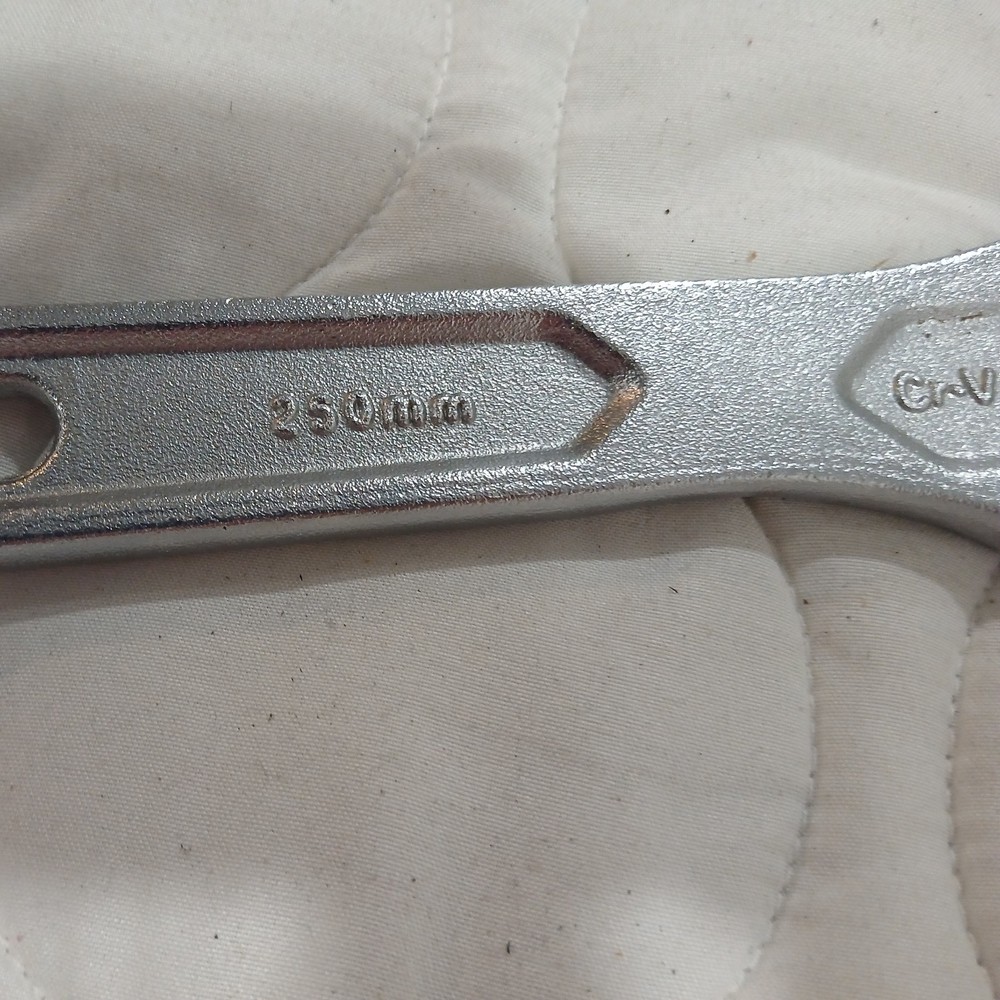 KOBALT -- 10" ADJUSTABLE WRENCH used