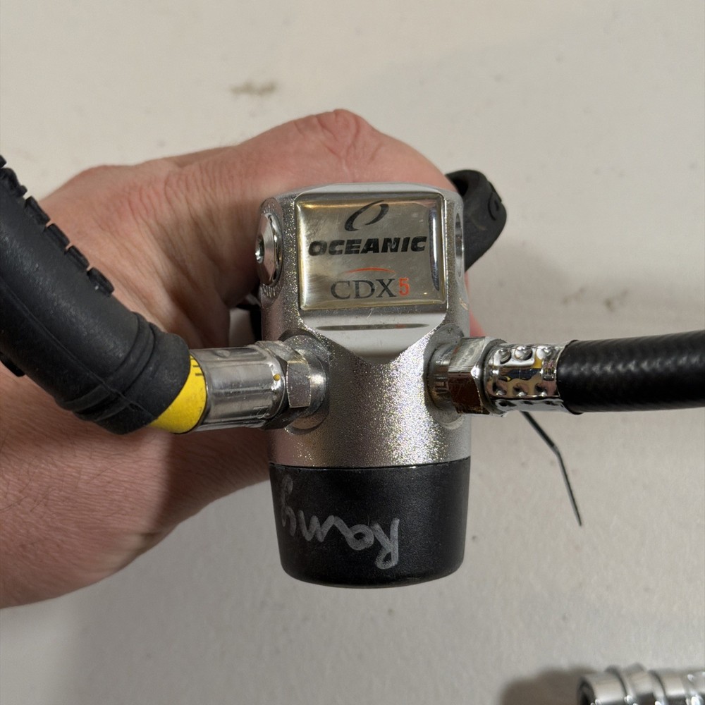 Oceanic Regulator With Alpha 7 Octopus