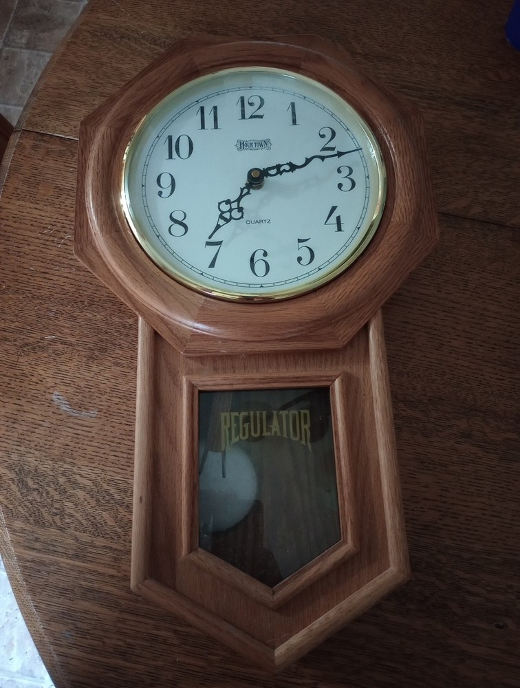 Hour Town Regulator Clock (Untested) Needs Some Cleaning)