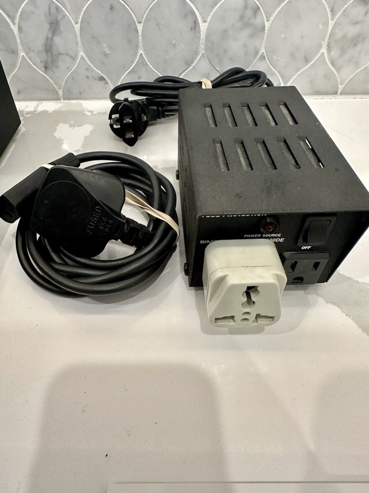 Linn Mimik CD Player w/Remote & Manual