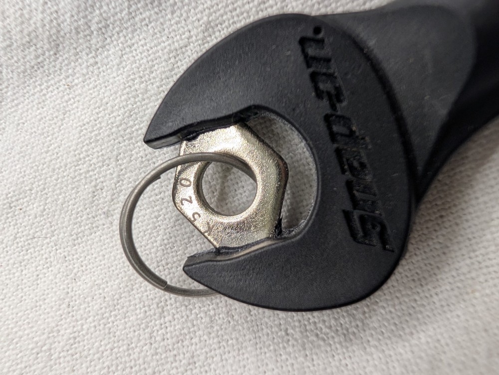 Snap-On Toolbox Key K520 OEM Replacement Key Flank Drive Keyring