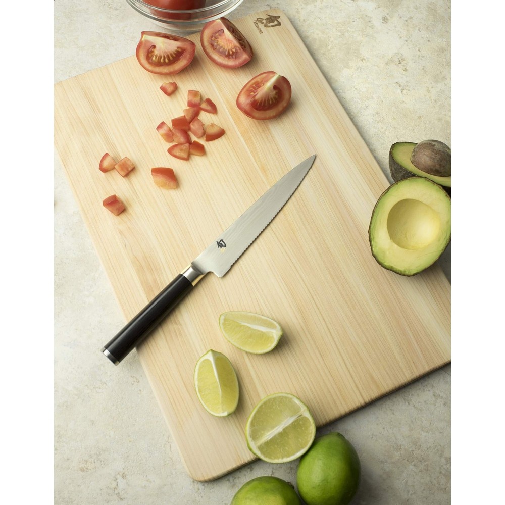 Slice Through Bread Effortlessly - Shun Classic 6 Serrated Utility Knife