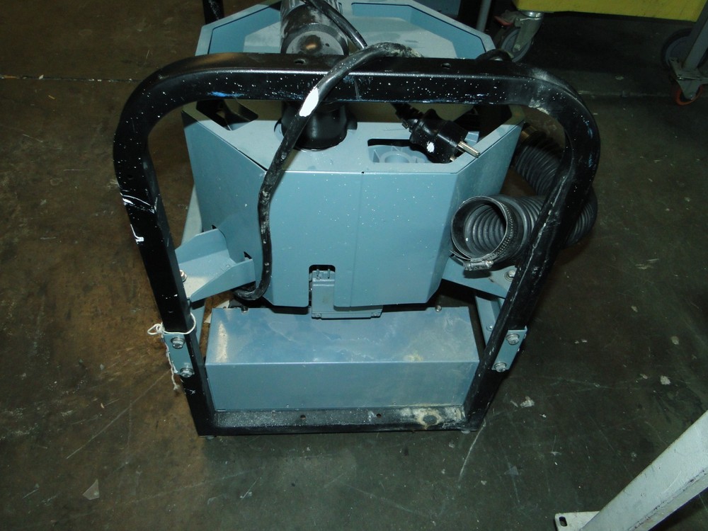 Air Techniques STS3 Dental Dry Vacuum Pump Operatory Suction System No top