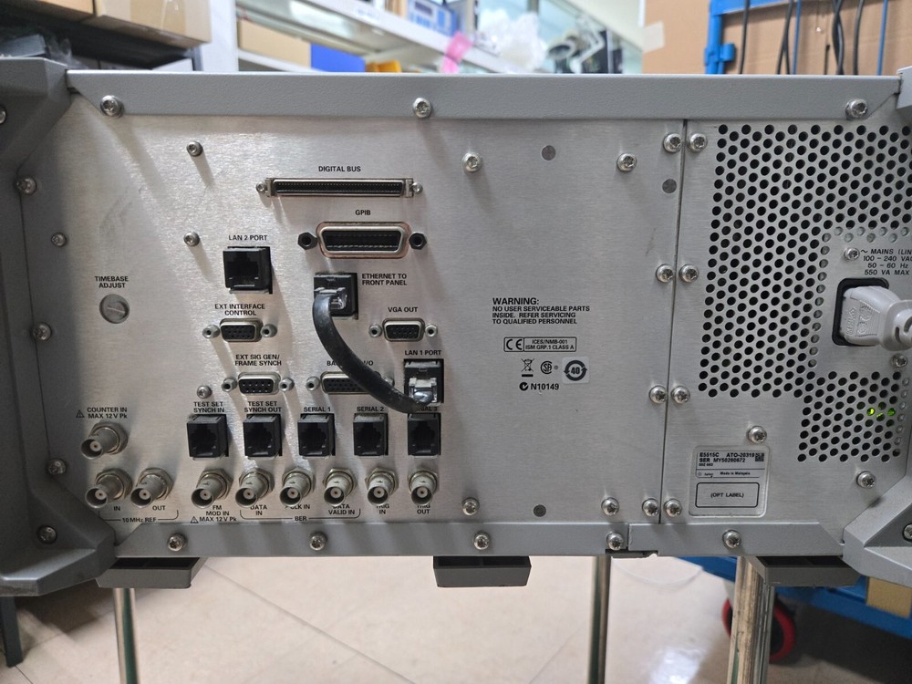 HP Agilent E5515C Wireless Communication Test Set - (MY5026)