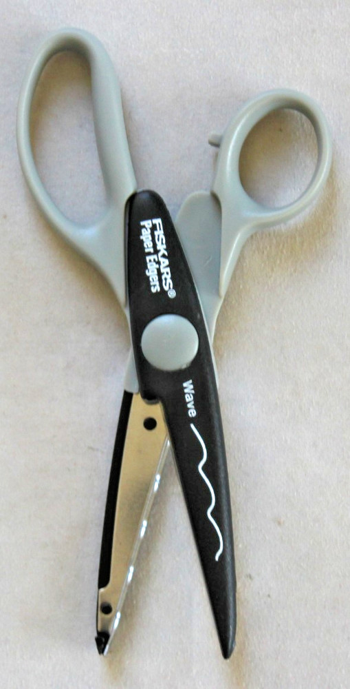 Fiskars Paper Edgers - Wave