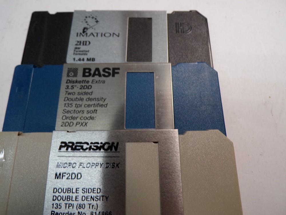 Blanks Utilities Programs 3.5" Floppy Disk Lot of 100 Untested Some Apple Format