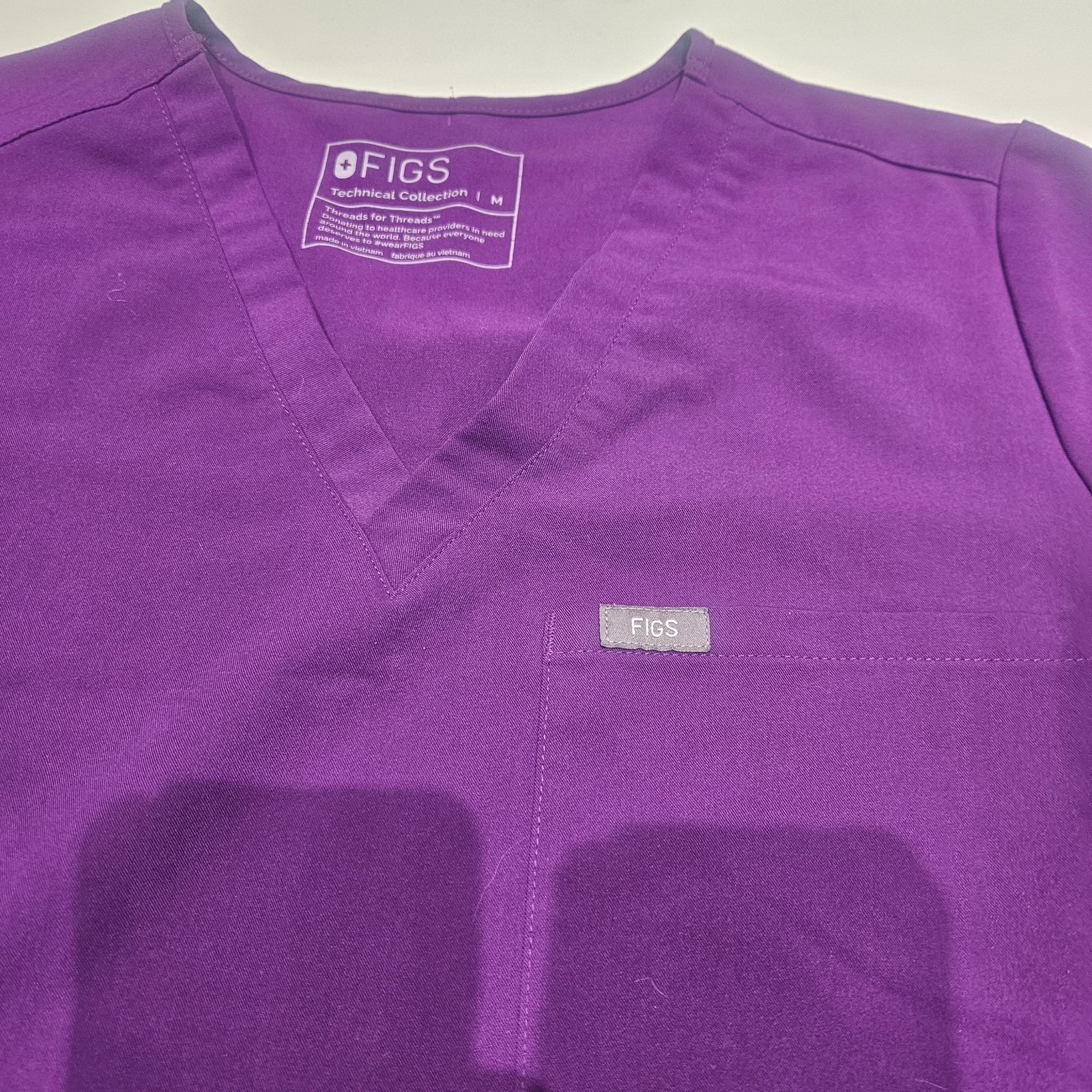 4 sets of Figs Women Catarina Scrubs size medium Lot