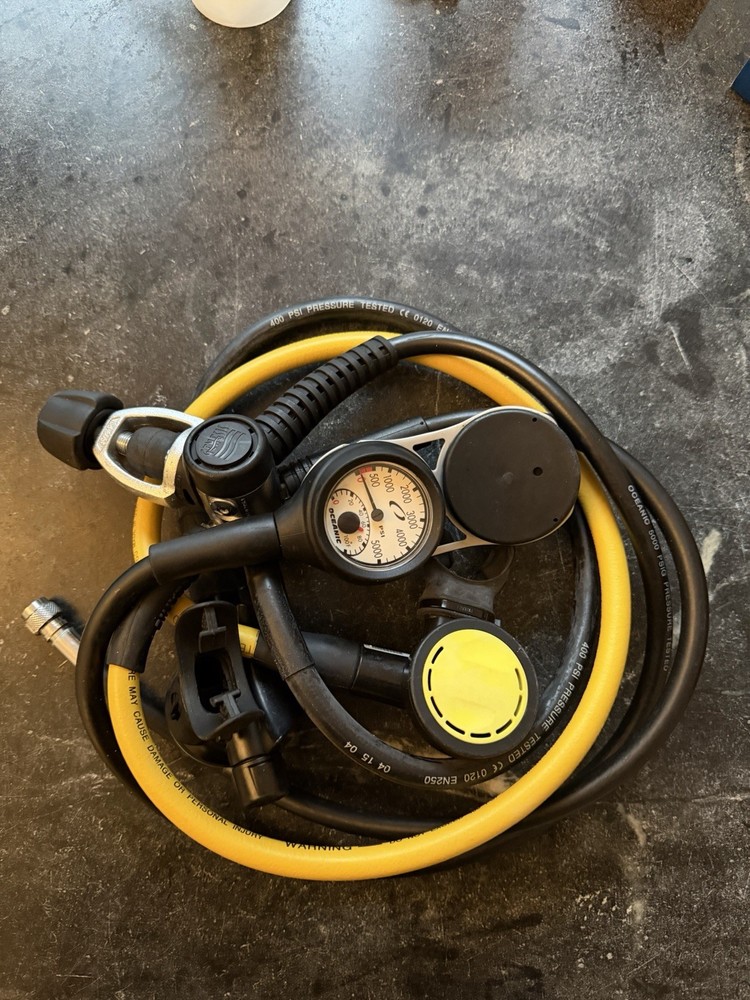 Two Oceanic Versa Pro Air/Nitrox Scuba Diving Computers & Regulator Octopus Rigs
