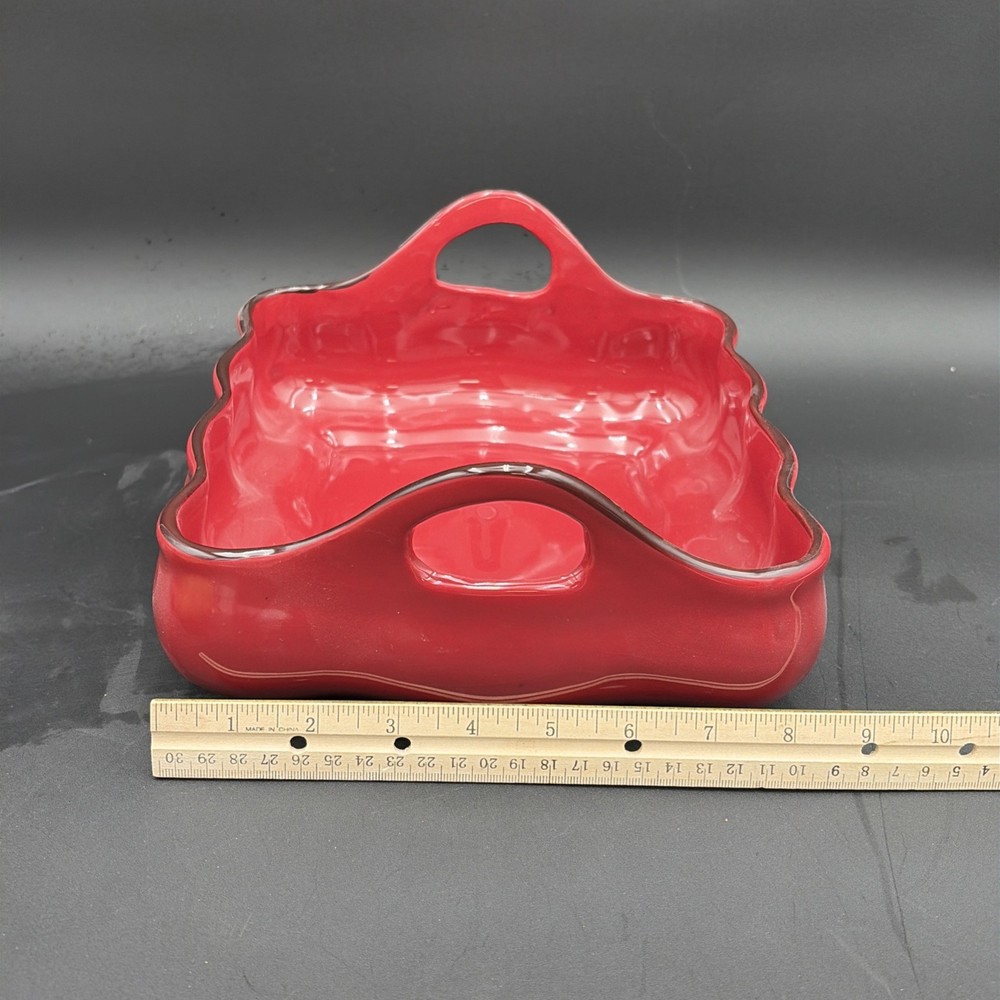 LTD Commodities 3- Piece Scalloped Ceramic Nesting Bakeware Set-Red,Green&Yellow