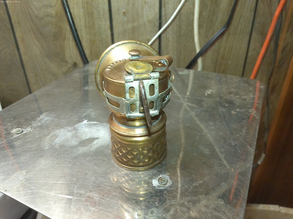 Hansen "Force Feed" Carbide Mining Lamp