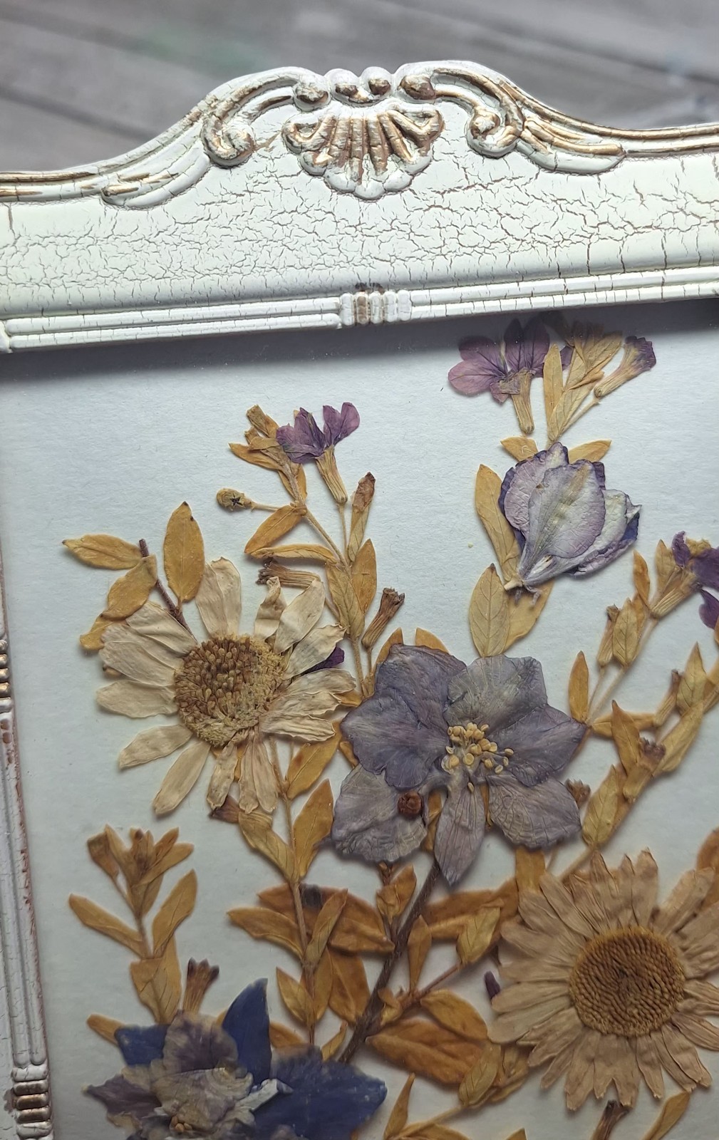 VTG Framed Pressed Dried Flowers Wall Art Decor Victorian Crackle Frame 4.5X5.75