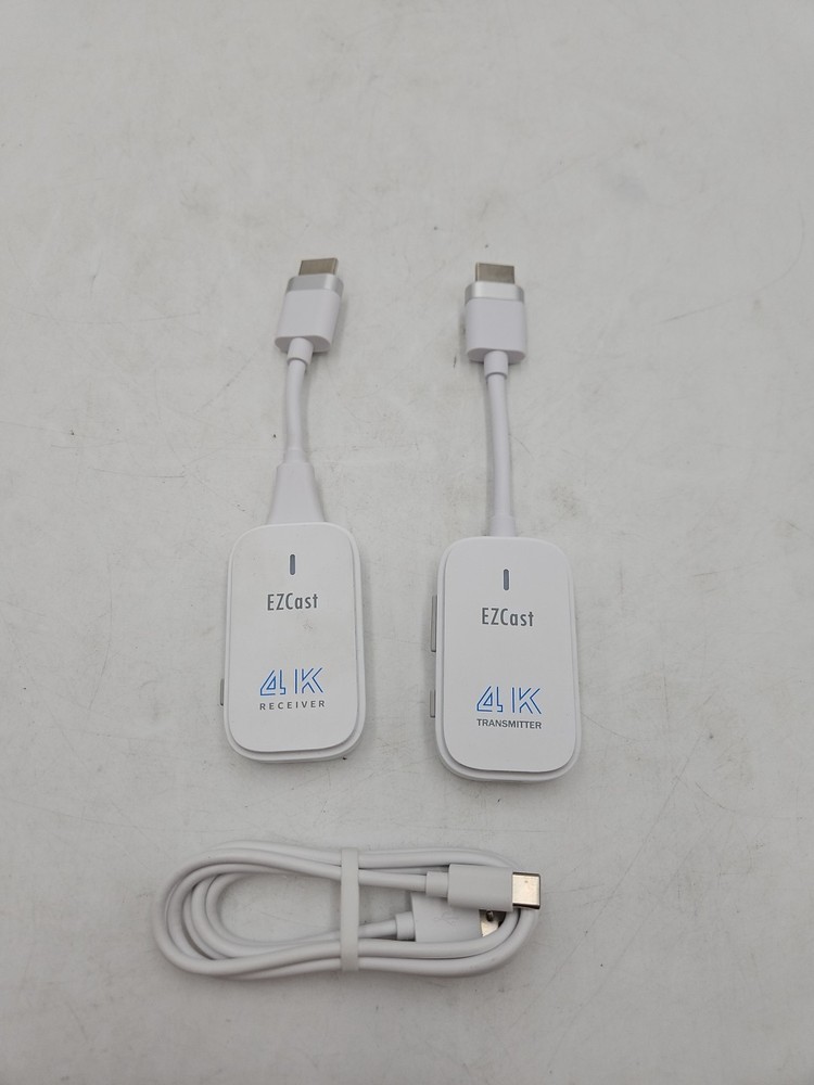 EZCast Wireless Display Transmitter and Receiver Kit Missing 1 USB C Cord
