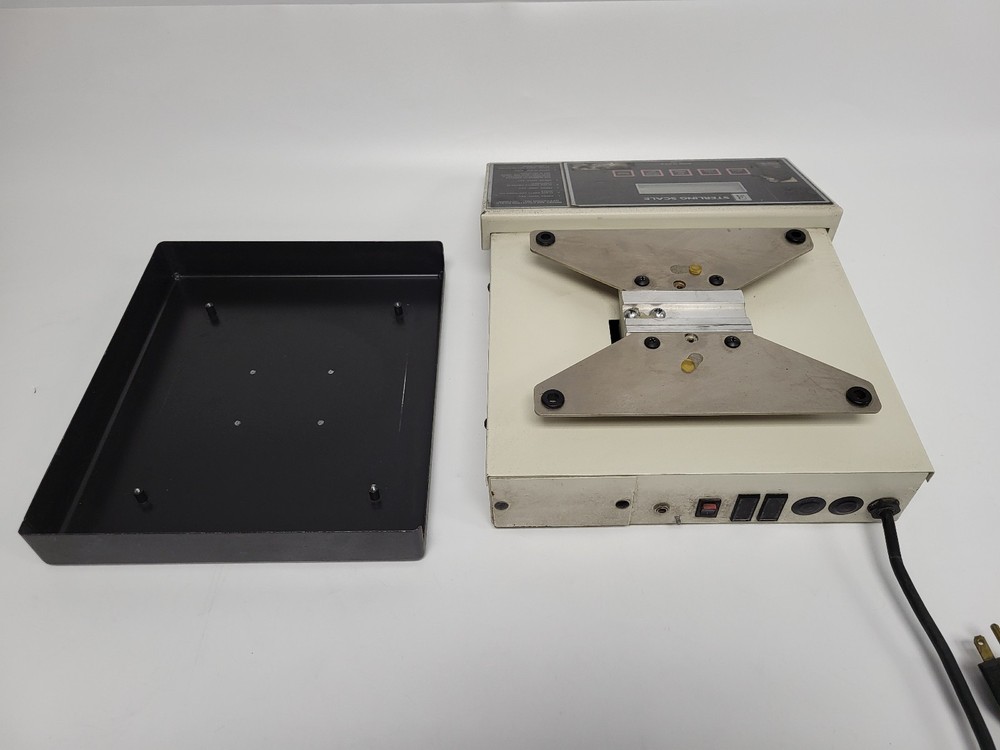 Sterling Scale Model 820 Counting Scale