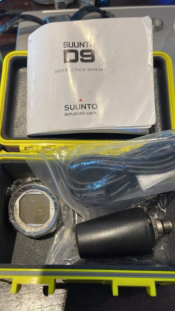 SUUNTO D9 DIVE COMPUTER AIR / NITROX - WRIST WATCH. USED