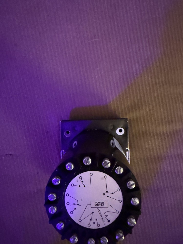 ATC 655-8-3001 TENOR Industrial Timer Controller 240VAC Multi-Function Relay