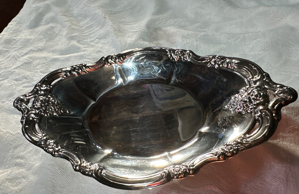 Community SilverPlate SILVER ARTISTRY 9" Serving Platter