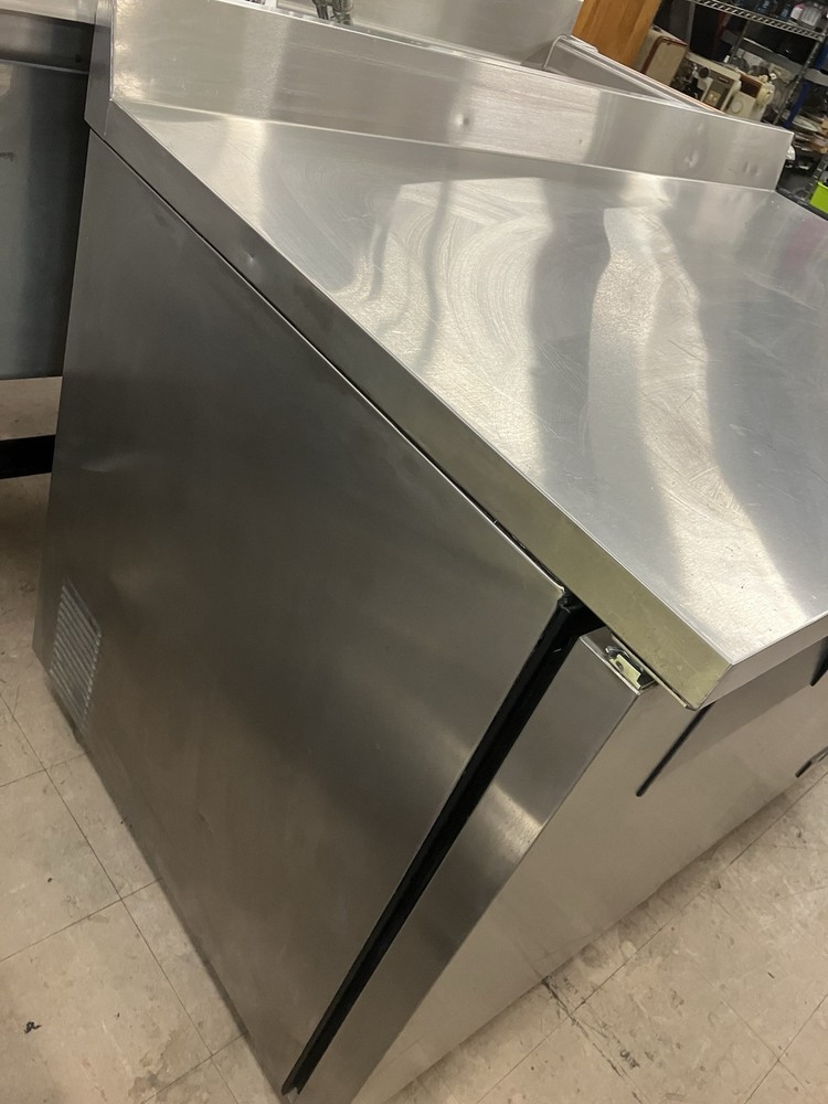 TRUE 2 Door Worktop Freezer With Backsplash