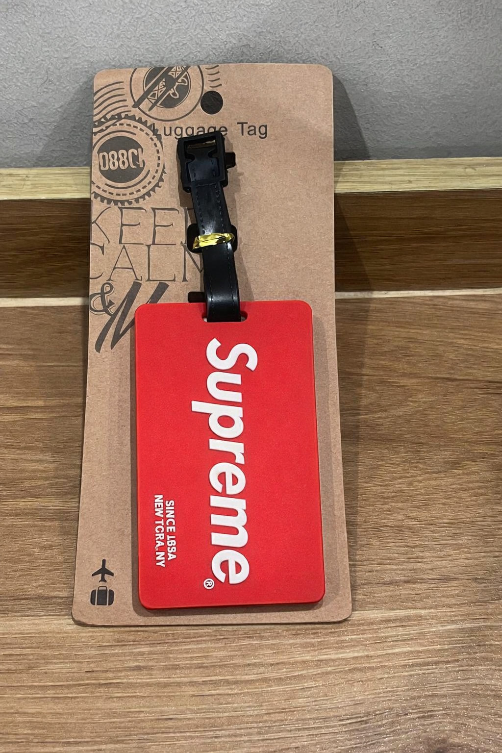 Supreme New York Box Logo Red Luggage Tag Card Holder Key Travel ID Tag