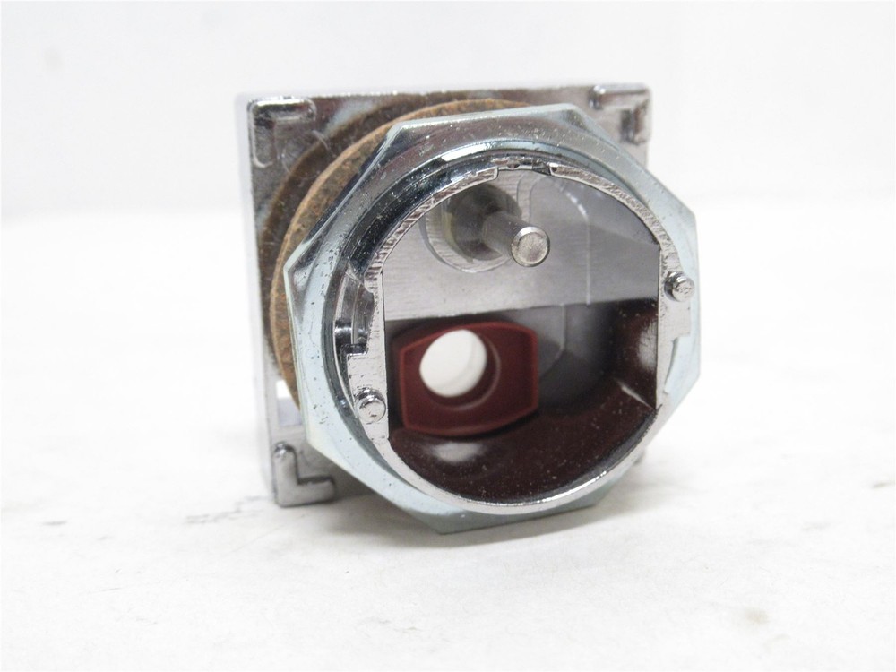 240233 New In Box; Eaton E30DA Single Button Operator; Illuminated; 120VAC