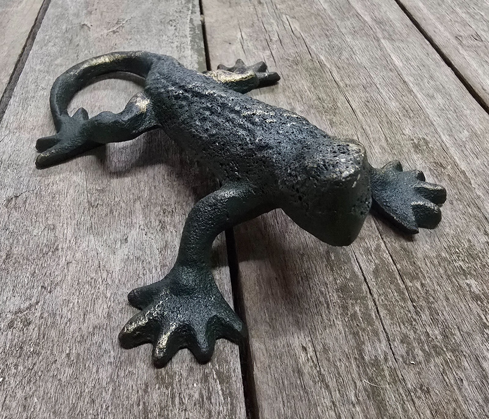 2 Cast Iron GREEN LIZARD Garden Statue GECKO Western Ranch Home Decor