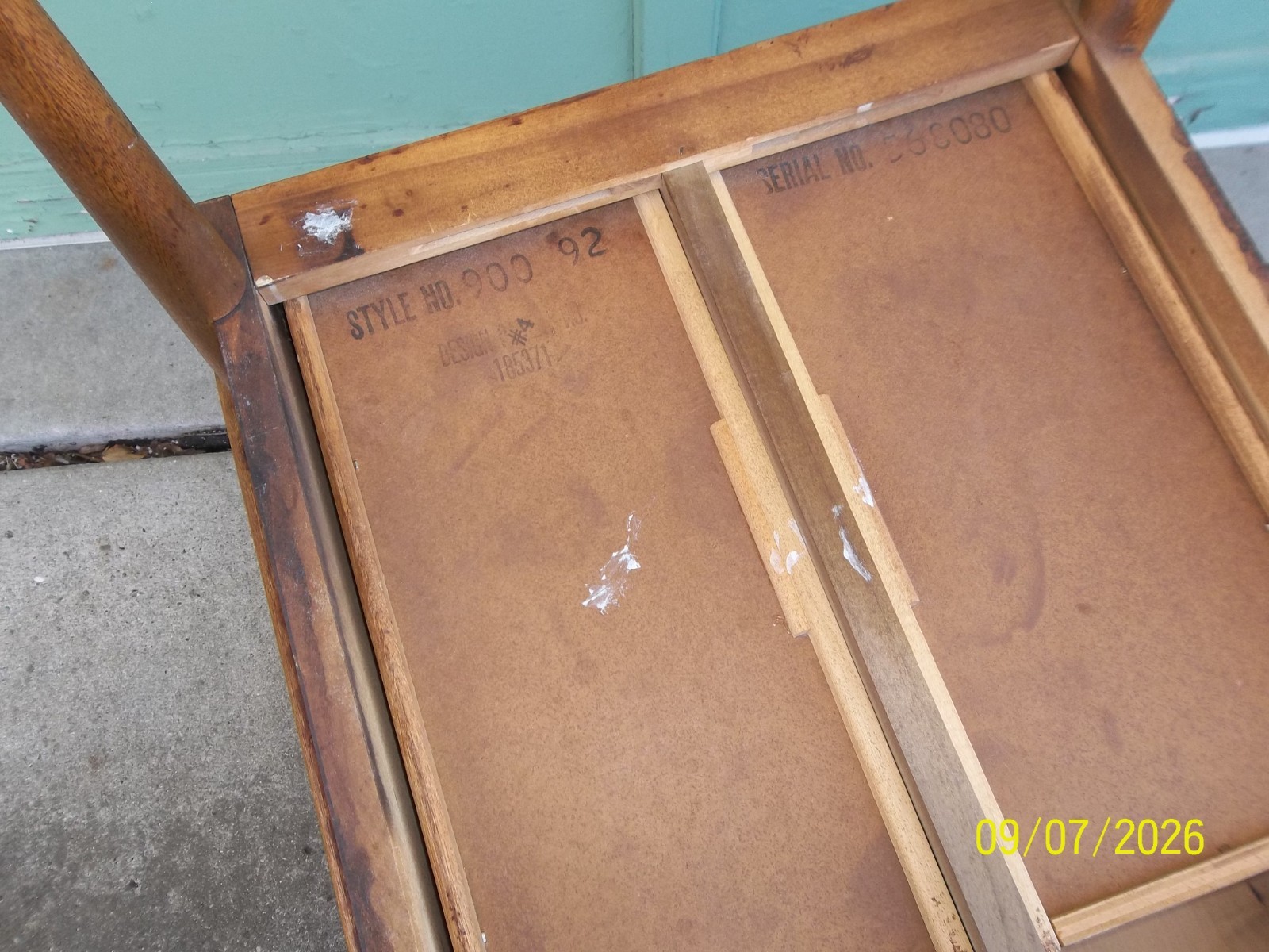 Vintage Lane Acclaim Andre Bus Mid Century MCM End Table with Drawer