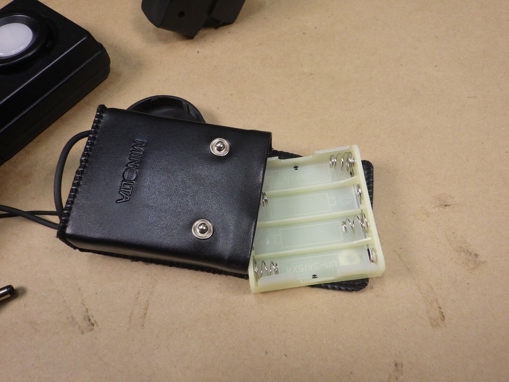 Minolta CL-100 Chroma Meter with case, accessories Works