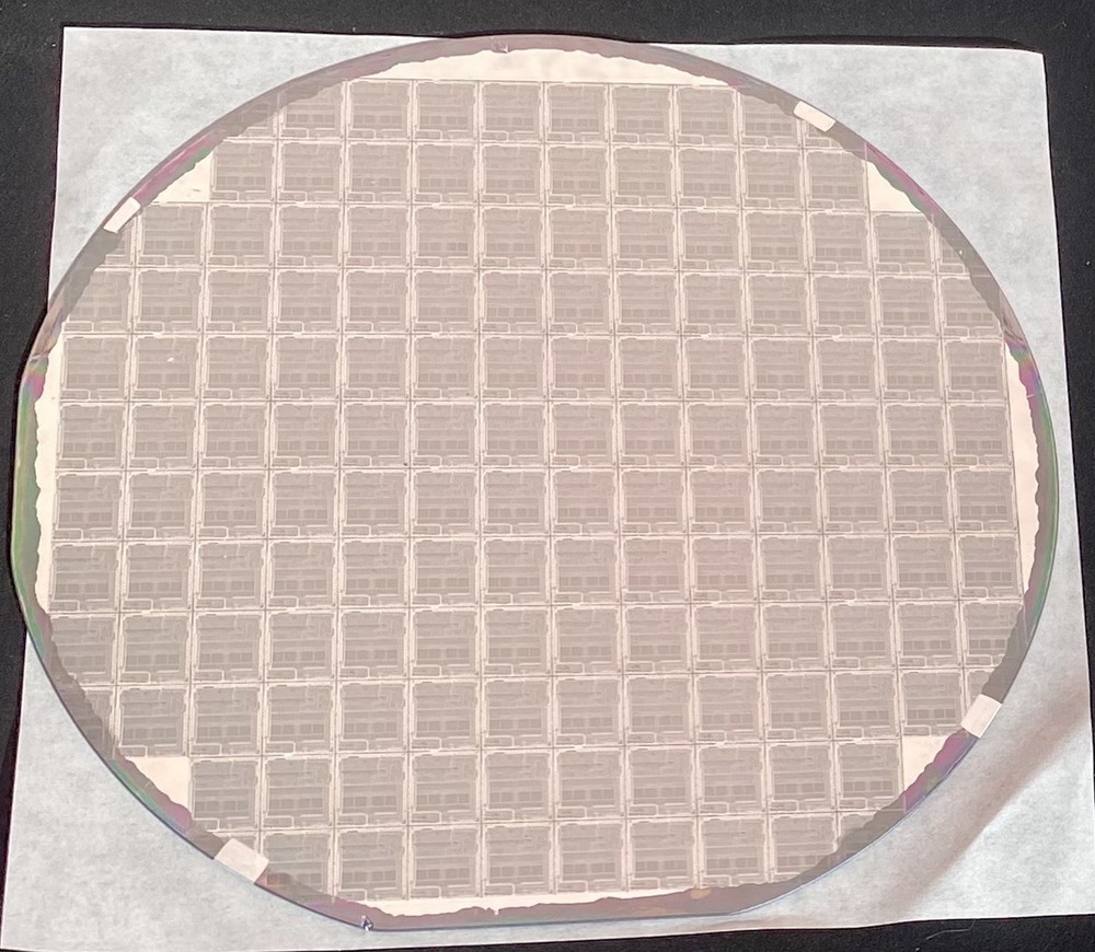 Two Rare 4” 1984 MC68HC11A8 Motorola Microcontrollers / different variations