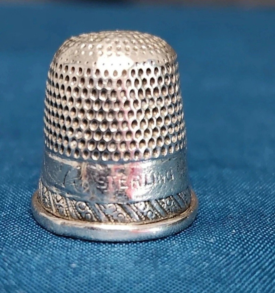 Vintage Sterling Silver Thimble (Unknown Maker/Size)
