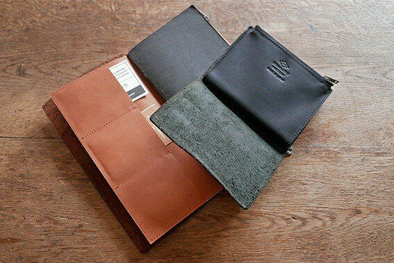 TRAVELER'S Notebook Leather Zipper Case engraving Tannin Regular & Passport size