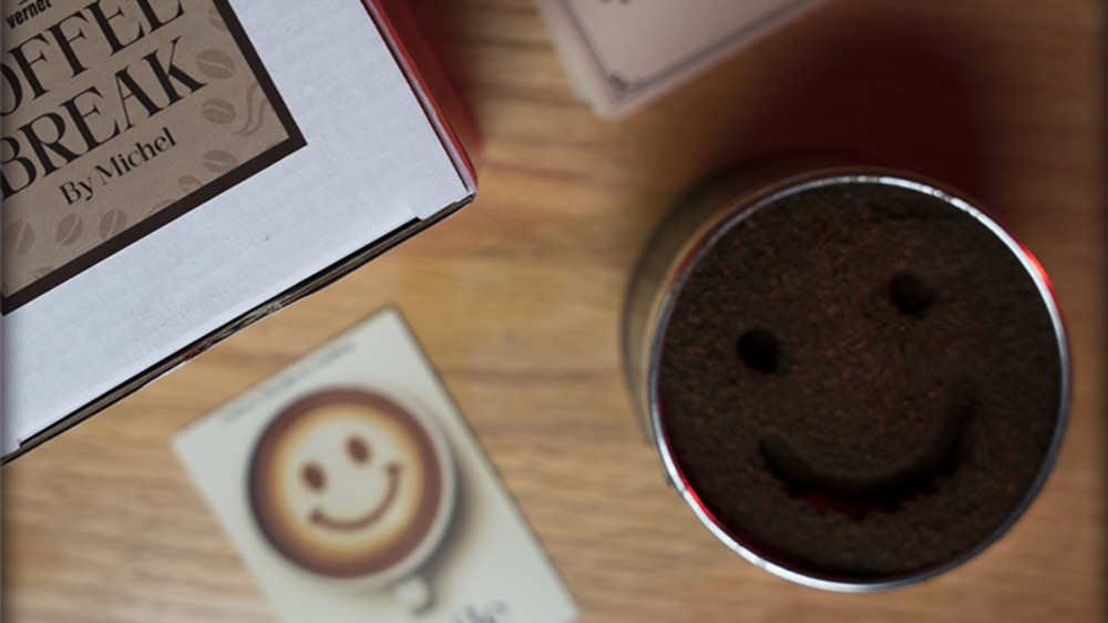 Coffee Break by Michel