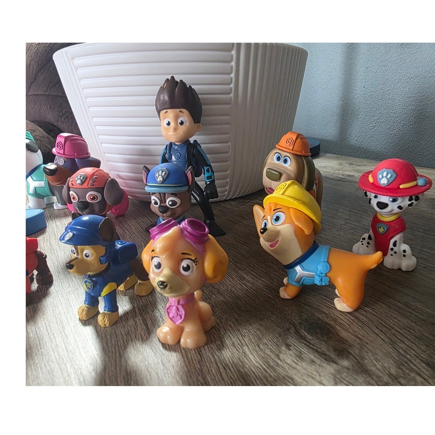 Paw Patrol Action Figure Lot 13pc Ryder Chase Marshall Skye Rubble Zuma Rocky