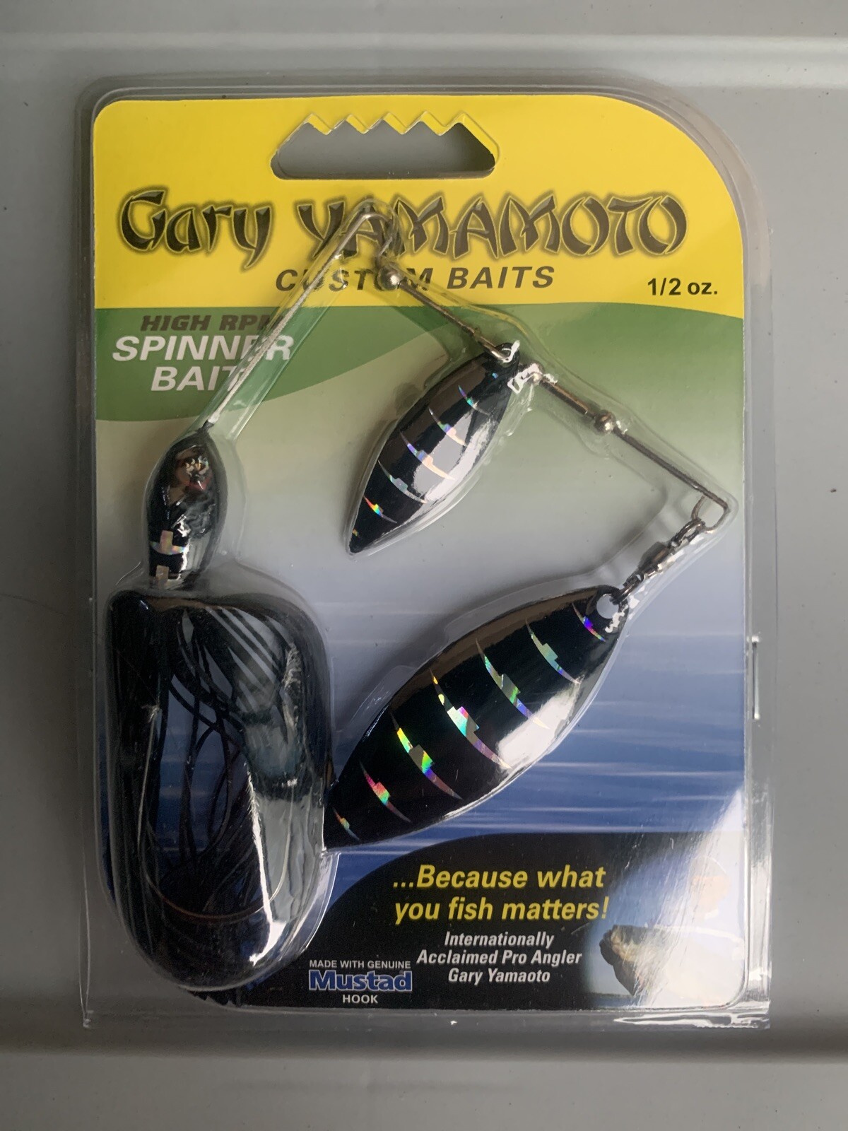 Gary Yamamoto Spinnerbait 1/2 OZ Black Bone