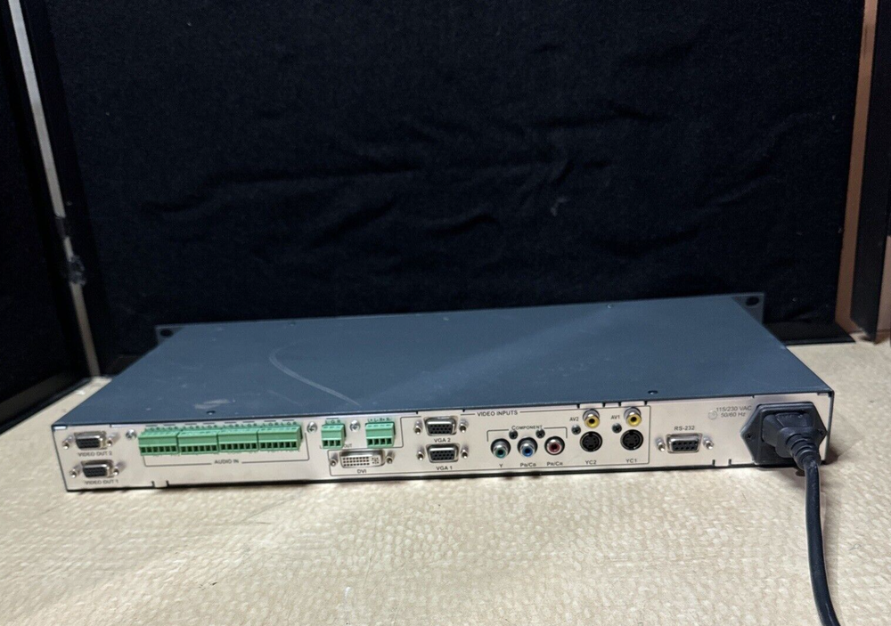 OCEAN MATRIC OMX-7280 9-INPUT DIGITAL SCALER