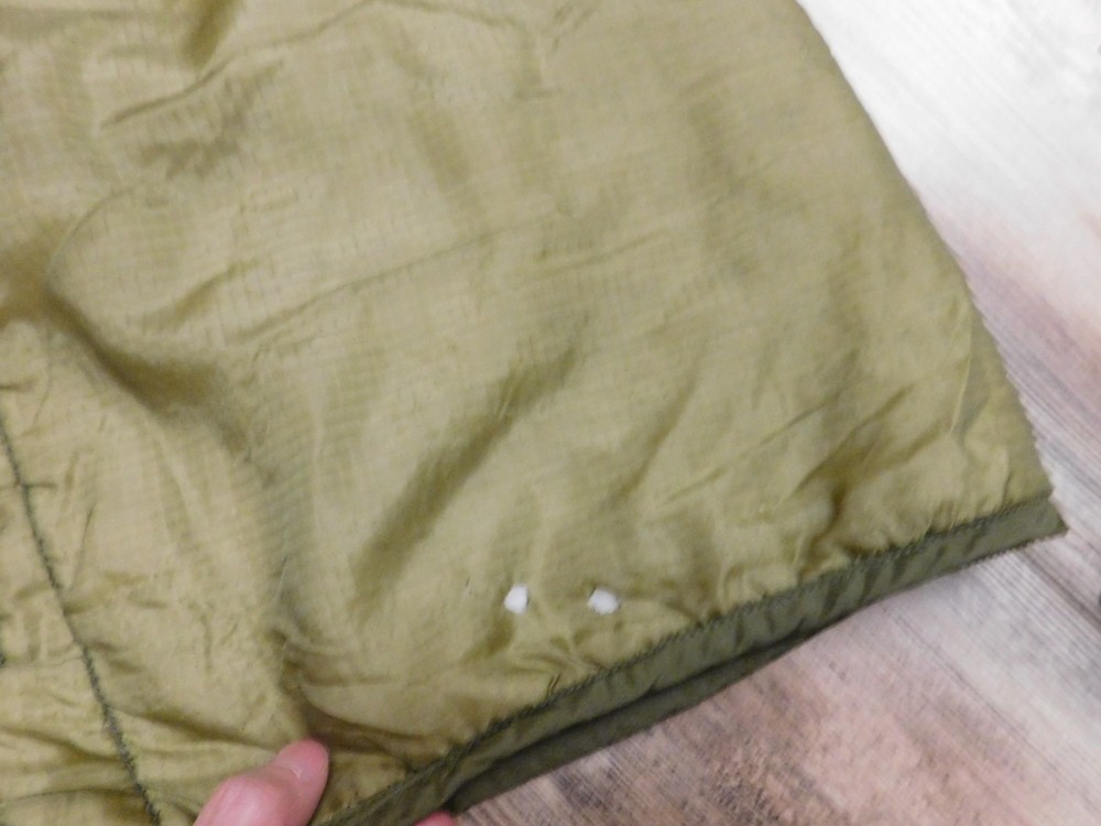 US ARMY FIELD JACKET LINER SIZE MEDIUM