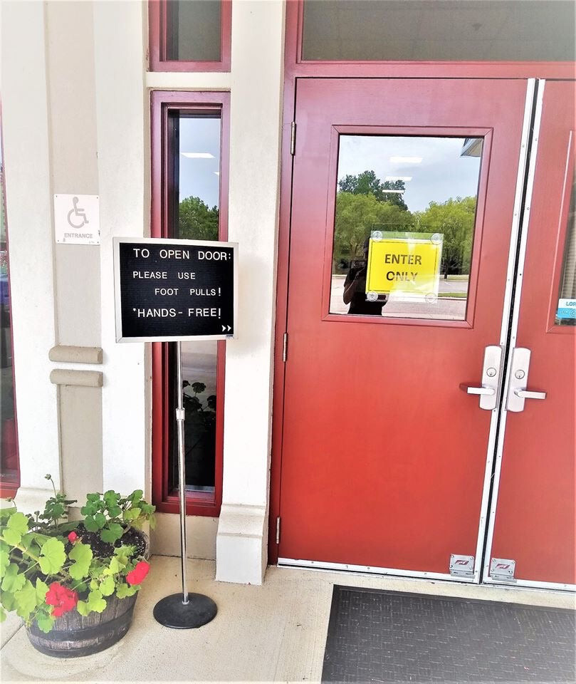 Motobilt Door Foot Pull