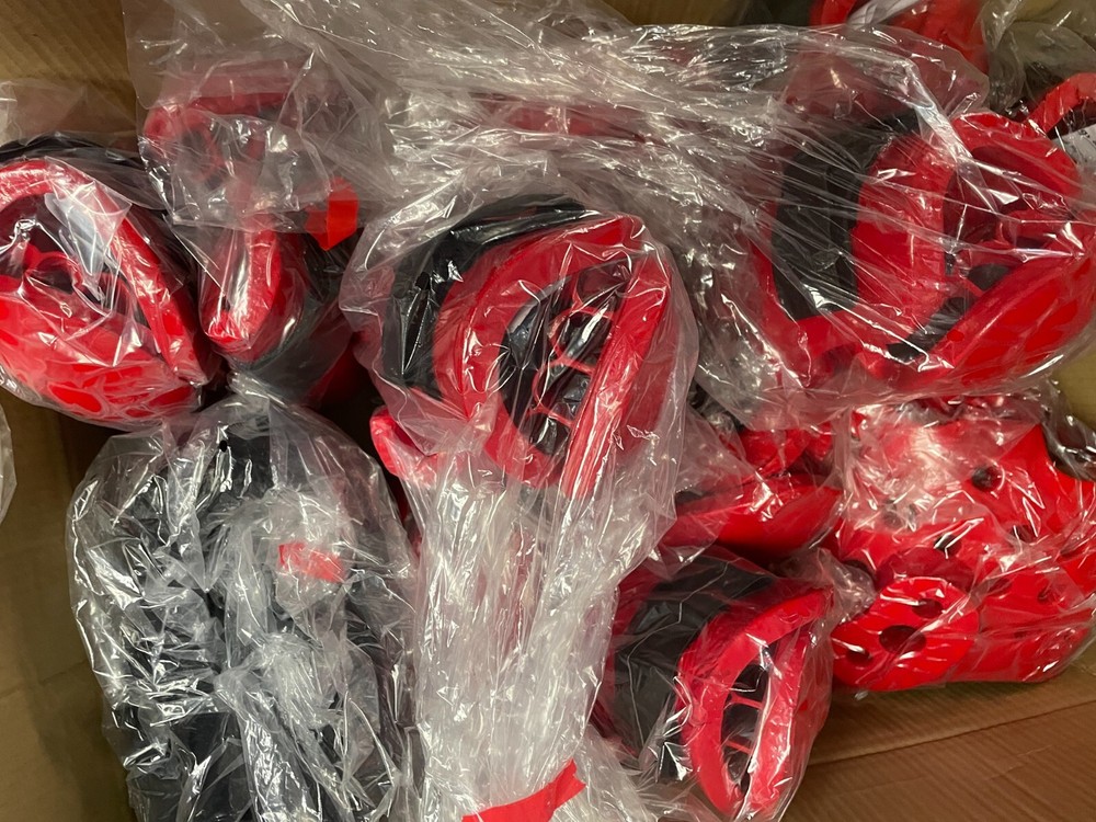Red Macho Hand Gear