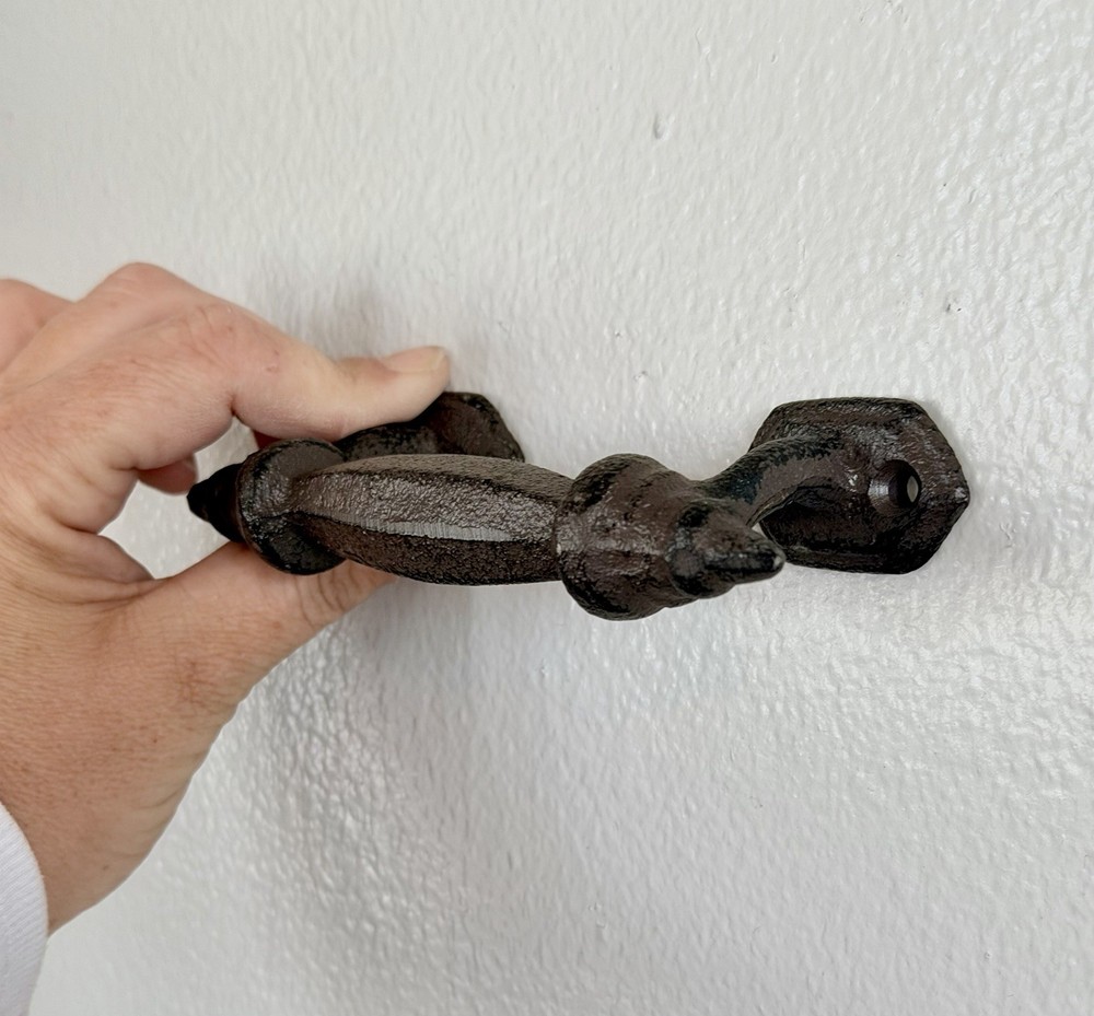 Rustic Cast Iron Barn Gate Pulls Vintage Style Drawer Handle Heavy Duty 2 Pack