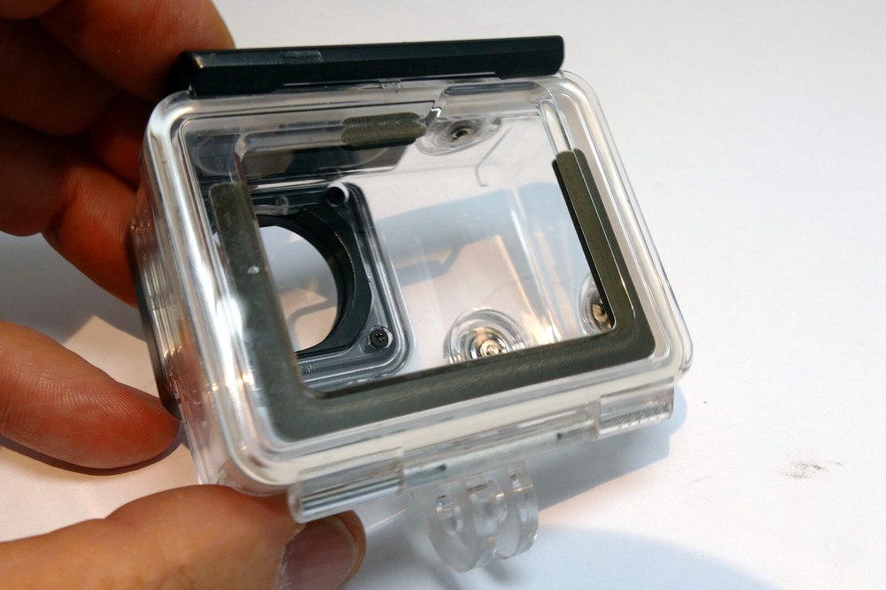 GoPro HERO plastic hard case housing - missing locking buckle