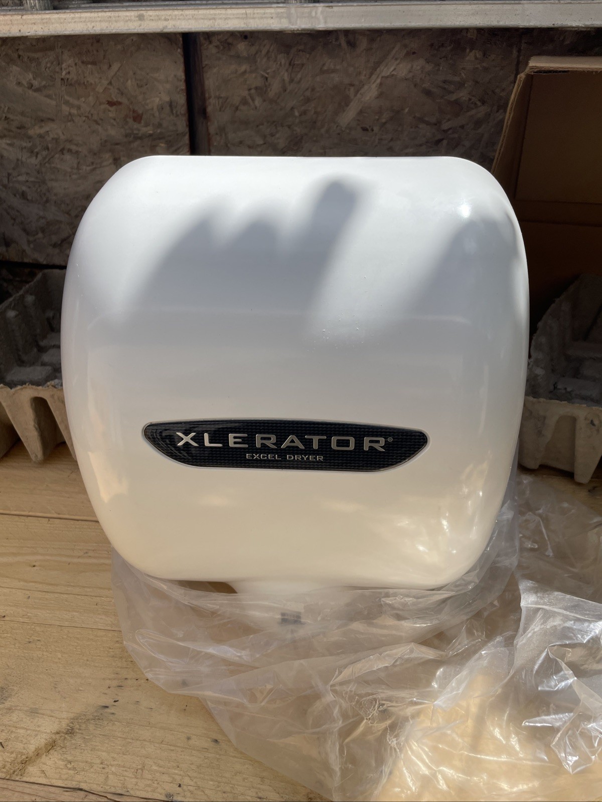 Excel Dryer - XLERATOR XL-BW Eco Automatic Hand Dryer Quick Dry 120V - White