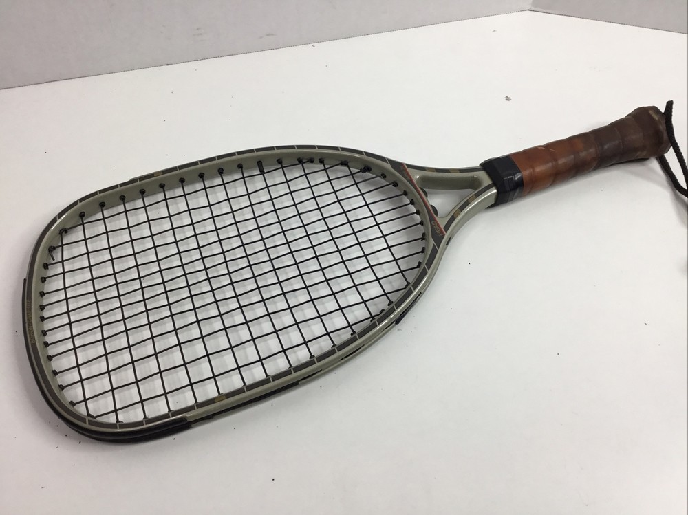 HEAD Graphite Impulse 19” Racket W/ Black Padded Nylon Carrying Case