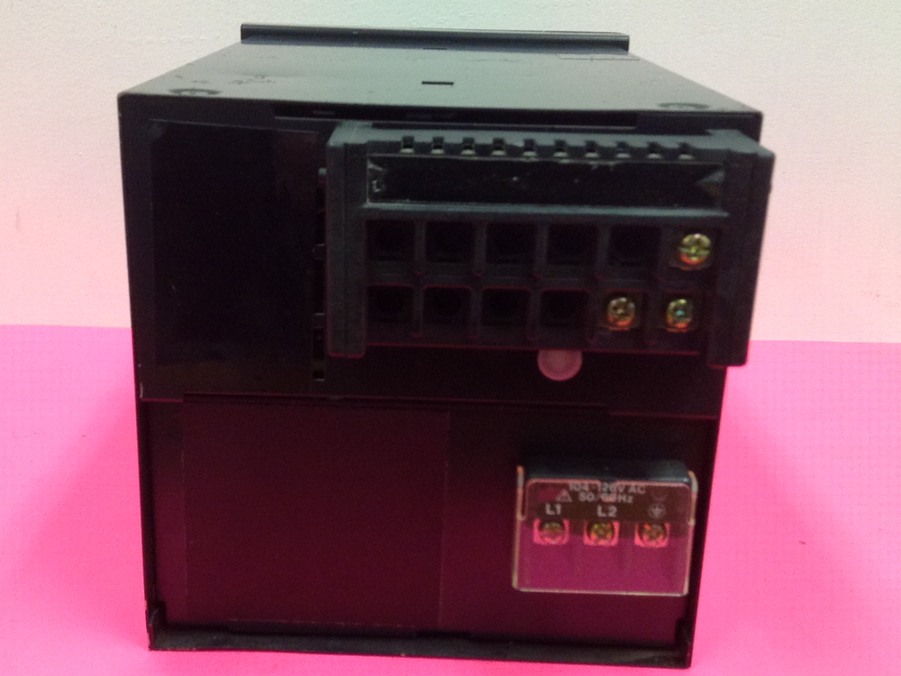 Yokogawa - Model: 4262 - uR 100T - Chart Recorder