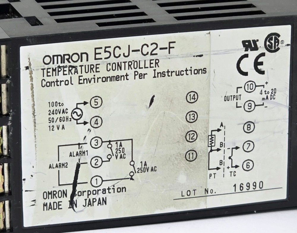 Omron E5CJ-C2-F Temperature Controller 100-240 VAC