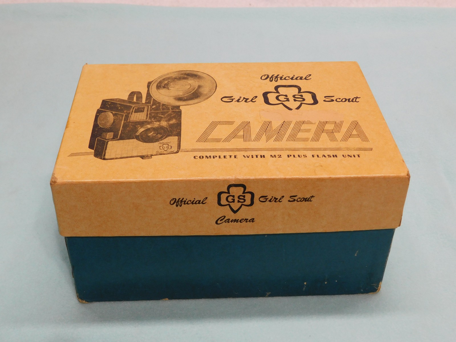 1950s Official Girl Scout Camera With M2 Plus Flash. Cat. No. 821 W/Box. RARE