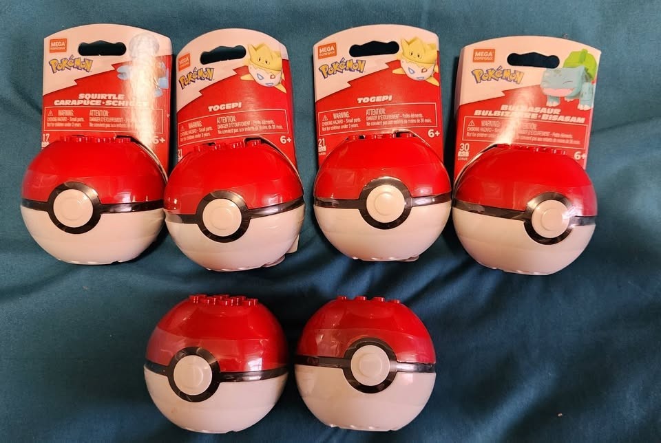 6 Mega Construx Pokemon Togepi Construction Set, Building