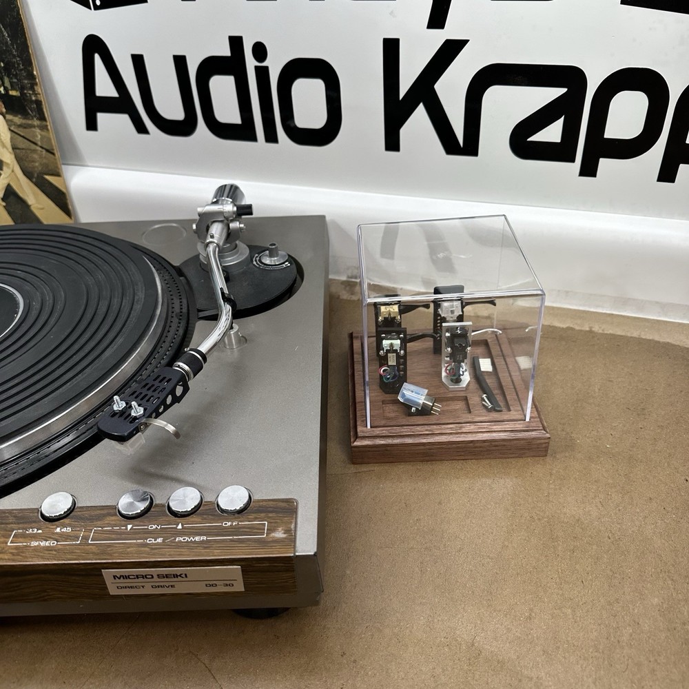 Turntable Cartridges Headshell Display Walnut Acrylic -Four + Accessories Read