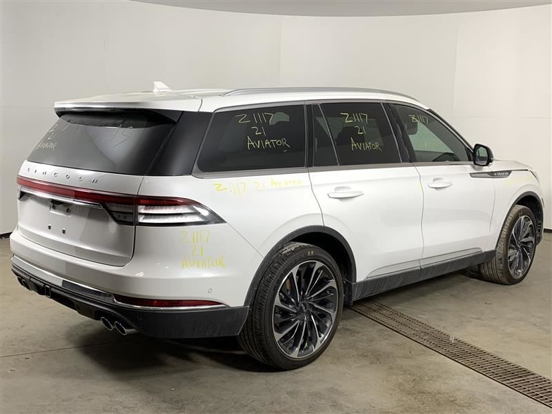 Camera/Projector Camera Windshield Mounted Fits 20-24 AVIATOR 2373236